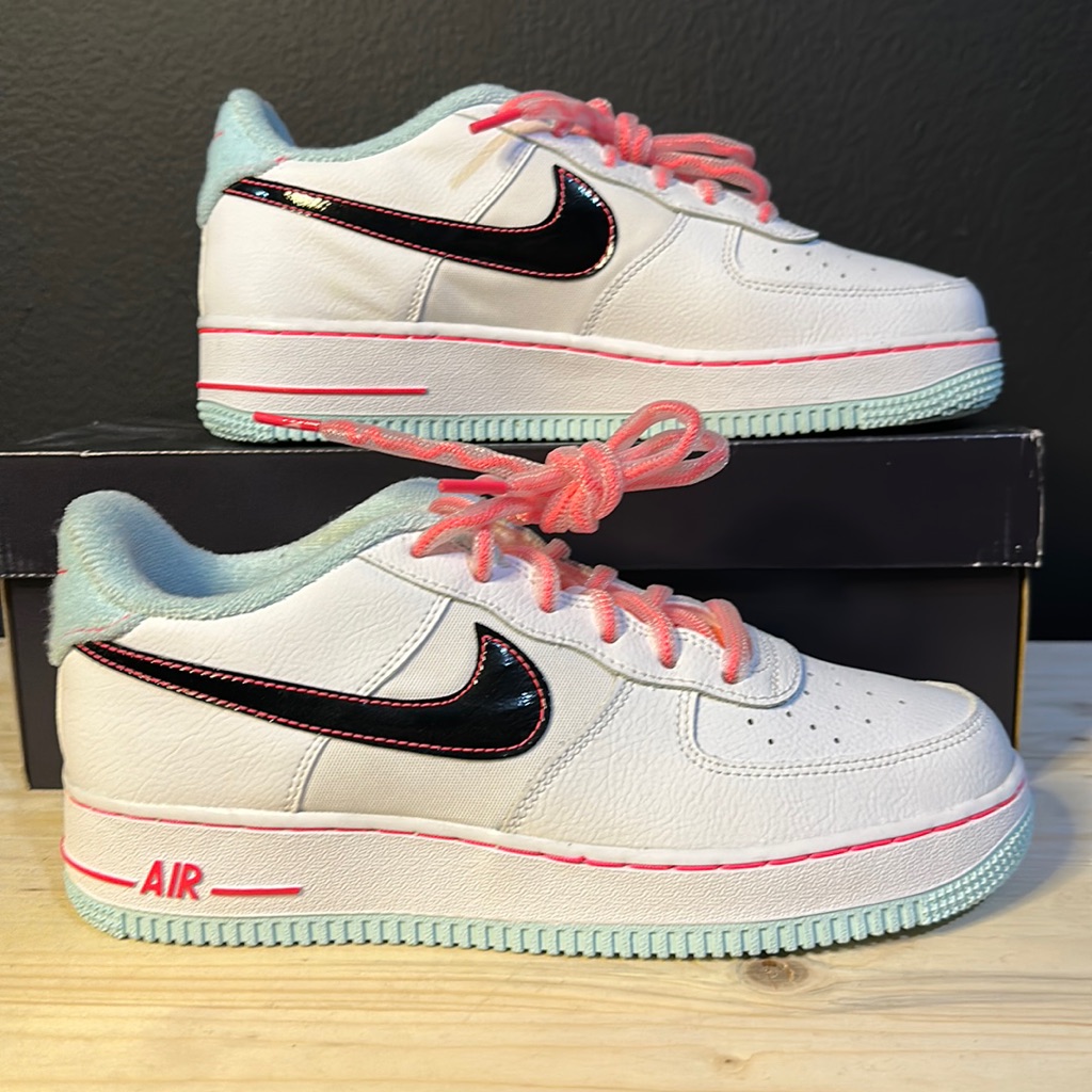 Nike Air Force 1 Low 07 Lv8 White Atomic Pink